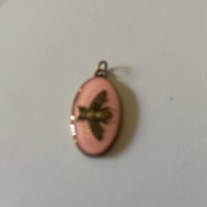 Charm Pink Bee Oval Pendant Charm